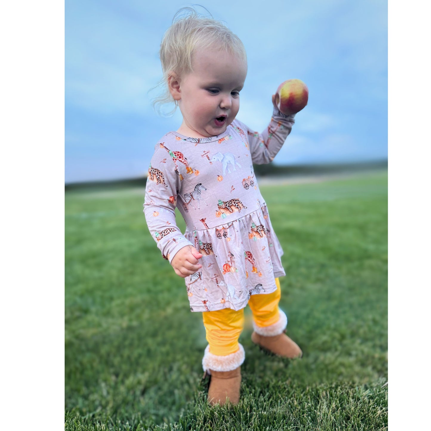 Peplum Playset (Pumpkin Safari)
